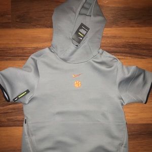 Nike short sleeve travel hoodie